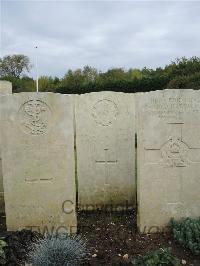 Doullens Communal Cemetery Extension No.1 - Wigg, Hildred Carter