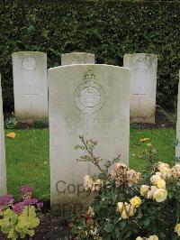 Doullens Communal Cemetery Extension No.1 - Wilson, Frederick Bernard