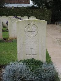 Doullens Communal Cemetery Extension No.1 - Winser, Arthur Cecil