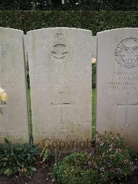 Doullens Communal Cemetery Extension No.1 - Wood, Joseph Henry Goodwin