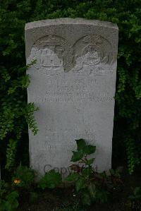 Esnes Communal Cemetery - Rankin, Frank Herbert