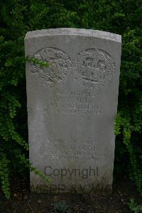 Esnes Communal Cemetery - Ward, A