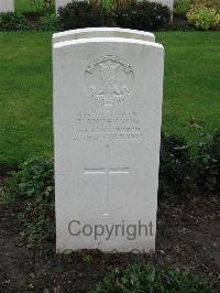 Cite Bonjean Military Cemetery Armentieres - Anderson, T