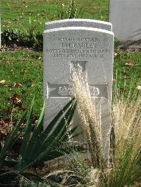 Cite Bonjean Military Cemetery Armentieres - Badley, John Henry