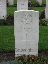 Cite Bonjean Military Cemetery Armentieres - Bailey, W