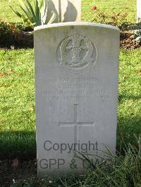 Cite Bonjean Military Cemetery Armentieres - Baker, R