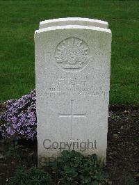 Cite Bonjean Military Cemetery Armentieres - Baker, Thomas James