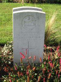 Cite Bonjean Military Cemetery Armentieres - Bamforth, T J