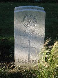 Cite Bonjean Military Cemetery Armentieres - Bannister, William Thomas