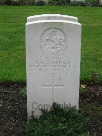 Cite Bonjean Military Cemetery Armentieres - Barnfield, Leonard Richard