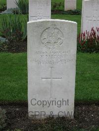 Cite Bonjean Military Cemetery Armentieres - Barron, H