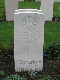 Cite Bonjean Military Cemetery Armentieres - Barrow, George