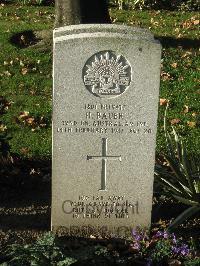 Cite Bonjean Military Cemetery Armentieres - Bauer, Henry