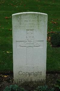 Cite Bonjean Military Cemetery Armentieres - Beaumont, Reginald Ernest