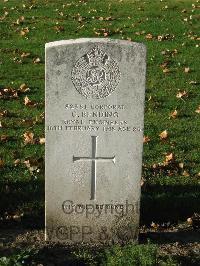 Cite Bonjean Military Cemetery Armentieres - Bending, Griffith