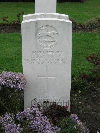 Cite Bonjean Military Cemetery Armentieres - Booth, Harry