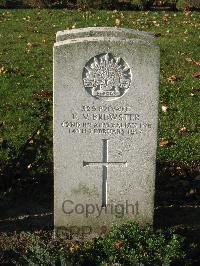 Cite Bonjean Military Cemetery Armentieres - Brewster, Edward Vico