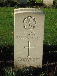 Cite Bonjean Military Cemetery Armentieres - Brooke, Harold Clifford