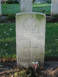 Cite Bonjean Military Cemetery Armentieres - Burston, R