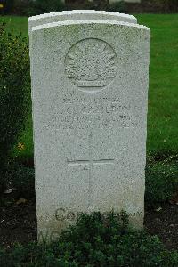 Cite Bonjean Military Cemetery Armentieres - Cameron, George Grasby