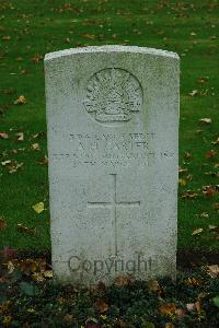 Cite Bonjean Military Cemetery Armentieres - Carter, Arthur Harding