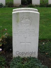 Cite Bonjean Military Cemetery Armentieres - Challenger, L