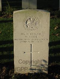 Cite Bonjean Military Cemetery Armentieres - Cook, W