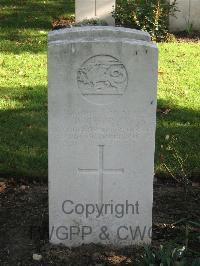 Cite Bonjean Military Cemetery Armentieres - Cooper, D