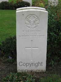 Cite Bonjean Military Cemetery Armentieres - Cooper, F