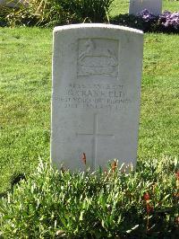 Cite Bonjean Military Cemetery Armentieres - Cranfield, G