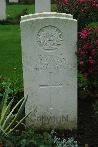 Cite Bonjean Military Cemetery Armentieres - Dashper, William John