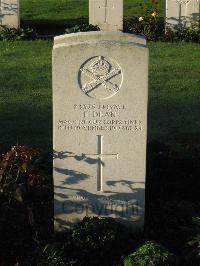 Cite Bonjean Military Cemetery Armentieres - Dean, Edward