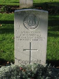 Cite Bonjean Military Cemetery Armentieres - Donnelly, J W