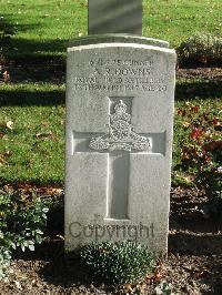 Cite Bonjean Military Cemetery Armentieres - Downs, A R