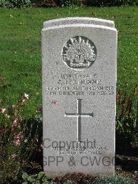 Cite Bonjean Military Cemetery Armentieres - Dunne, Glen Lea James