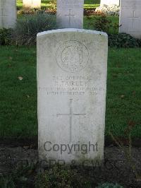 Cite Bonjean Military Cemetery Armentieres - Fairley, R