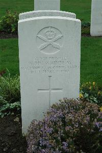 Cite Bonjean Military Cemetery Armentieres - Findlay, W. McW.