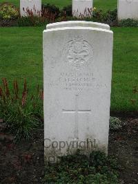 Cite Bonjean Military Cemetery Armentieres - Fletcher, E