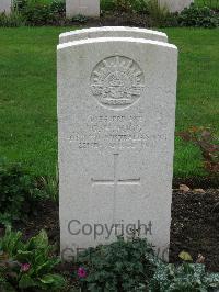 Cite Bonjean Military Cemetery Armentieres - Fogg, Gilbert Harold