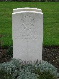 Cite Bonjean Military Cemetery Armentieres - Foster, Thomas Beauchamp