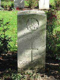 Cite Bonjean Military Cemetery Armentieres - Fraser, Harold James