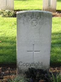 Cite Bonjean Military Cemetery Armentieres - Grayling, Frederick Thomas Youle