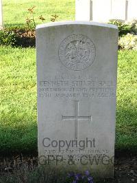 Cite Bonjean Military Cemetery Armentieres - Hall, Kenneth Stuart