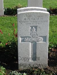 Cite Bonjean Military Cemetery Armentieres - Hankin, R H