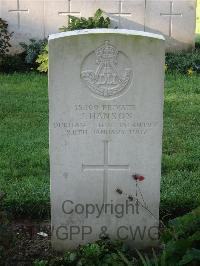 Cite Bonjean Military Cemetery Armentieres - Hanson, J