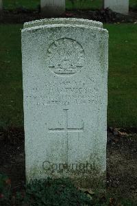 Cite Bonjean Military Cemetery Armentieres - Hartvigsen, Walter John