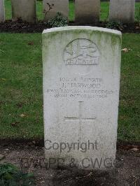 Cite Bonjean Military Cemetery Armentieres - Harwood, J