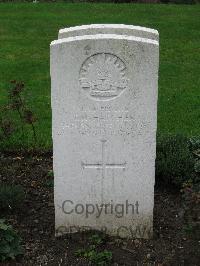 Cite Bonjean Military Cemetery Armentieres - Hatcher, Thomas Harry