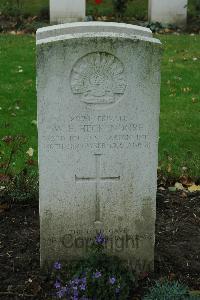 Cite Bonjean Military Cemetery Armentieres - Heckendorf, William Edward