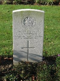 Cite Bonjean Military Cemetery Armentieres - Henderson, J